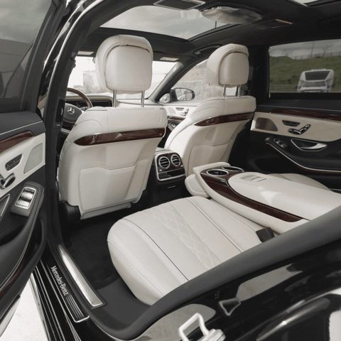 2 Passenger Mercedes S Class Photo